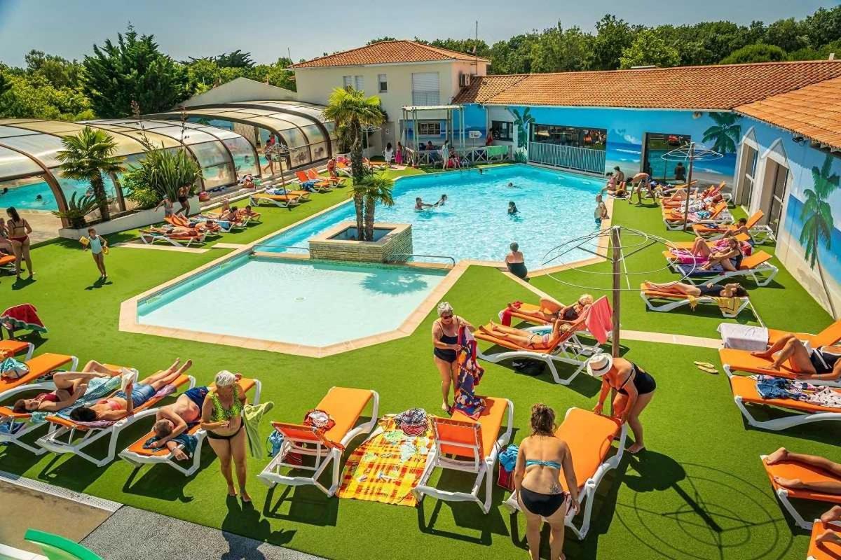 Camping 4 Etoiles - Parc Aquatique - Eei0Fi แซ็งต์-จอร์จส์-โดเลรง ภายนอก รูปภาพ